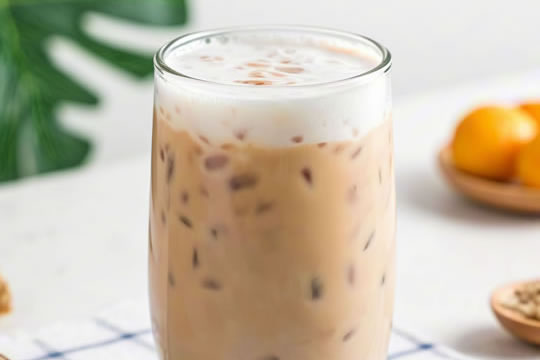 冰雪时光奶茶加盟：如何实现轻松创业，快速盈利？